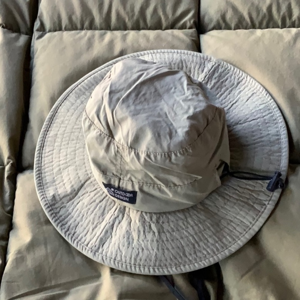 Outdoor design flop hat
